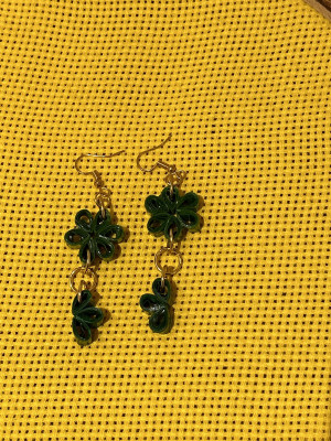 Boucle d'oreilles verte